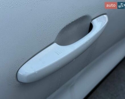 Білий Форд Ескейп, об'ємом двигуна 2.5 л та пробігом 60 тис. км за 19500 $, фото 55 на Automoto.ua