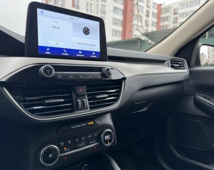 Белый Форд Эскейп, объемом двигателя 2.5 л и пробегом 78 тыс. км за 20300 $, фото 8 на Automoto.ua