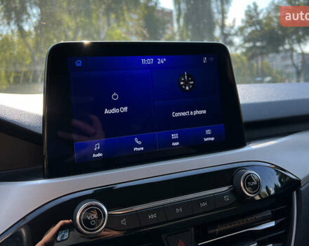 Білий Форд Ескейп, об'ємом двигуна 1.5 л та пробігом 57 тис. км за 17690 $, фото 12 на Automoto.ua