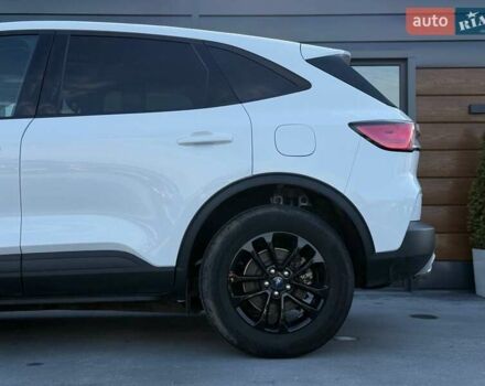 Білий Форд Ескейп, об'ємом двигуна 2.5 л та пробігом 60 тис. км за 19500 $, фото 9 на Automoto.ua