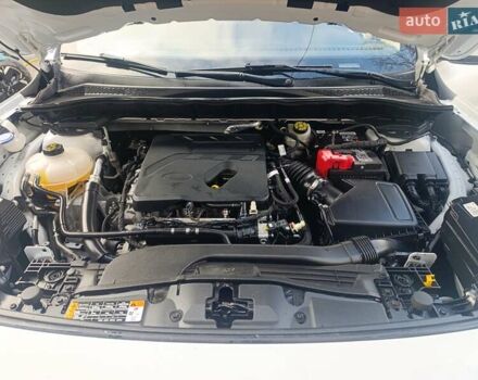 Білий Форд Ескейп, об'ємом двигуна 1.5 л та пробігом 110 тис. км за 15500 $, фото 7 на Automoto.ua