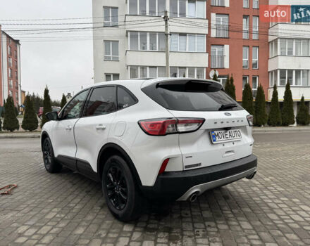 Белый Форд Эскейп, объемом двигателя 2.5 л и пробегом 73 тыс. км за 20800 $, фото 3 на Automoto.ua