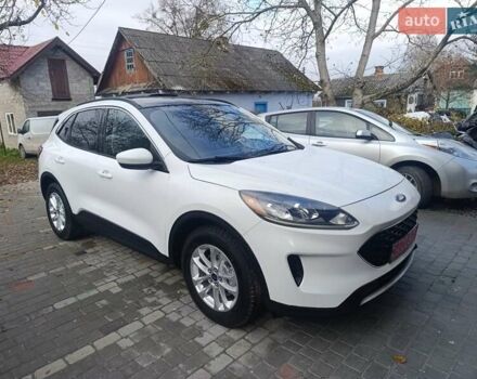 Білий Форд Ескейп, об'ємом двигуна 1.5 л та пробігом 110 тис. км за 15500 $, фото 1 на Automoto.ua