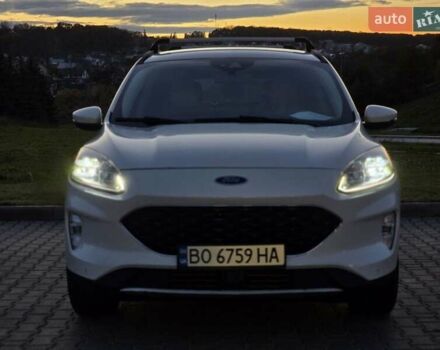 Форд Эскейп 2020 в Тернополе на Automoto.ua Белый Форд Эскейп, объемом двигателя 2 л и пробегом 89 тыс. км за 17499 $, фото 5 на Automoto.ua