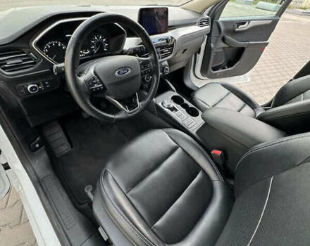 Белый Форд Эскейп, объемом двигателя 1.5 л и пробегом 81 тыс. км за 14500 $, фото 8 на Automoto.ua