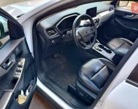 Белый Форд Эскейп, объемом двигателя 1.5 л и пробегом 150 тыс. км за 17900 $, фото 24 на Automoto.ua