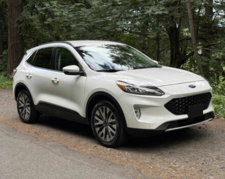 Білий Форд Ескейп, об'ємом двигуна 2 л та пробігом 48 тис. км за 11000 $, фото 1 на Automoto.ua