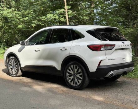 Білий Форд Ескейп, об'ємом двигуна 2 л та пробігом 32 тис. км за 5500 $, фото 4 на Automoto.ua