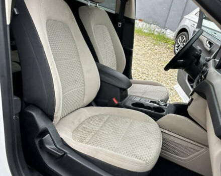 Белый Форд Эскейп, объемом двигателя 1.5 л и пробегом 222 тыс. км за 10300 $, фото 11 на Automoto.ua