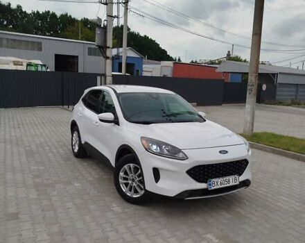 Білий Форд Ескейп, об'ємом двигуна 1.5 л та пробігом 79 тис. км за 15600 $, фото 5 на Automoto.ua