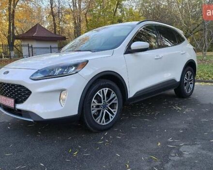 Білий Форд Ескейп, об'ємом двигуна 1.5 л та пробігом 101 тис. км за 17900 $, фото 20 на Automoto.ua