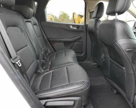 Білий Форд Ескейп, об'ємом двигуна 2.5 л та пробігом 70 тис. км за 4500 $, фото 10 на Automoto.ua