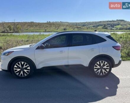 Форд Эскейп 2020 в Золочев на Automoto.ua Белый Форд Эскейп, объемом двигателя 2.5 л и пробегом 85 тыс. км за 21200 $, фото 2 на Automoto.ua