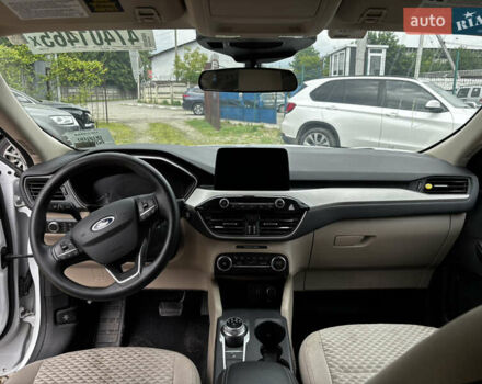 Белый Форд Эскейп, объемом двигателя 1.5 л и пробегом 222 тыс. км за 10300 $, фото 15 на Automoto.ua