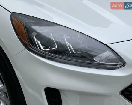 Белый Форд Эскейп, объемом двигателя 0 л и пробегом 23 тыс. км за 18500 $, фото 16 на Automoto.ua