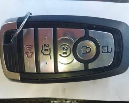 Белый Форд Эскейп, объемом двигателя 2.5 л и пробегом 98 тыс. км за 5500 $, фото 10 на Automoto.ua