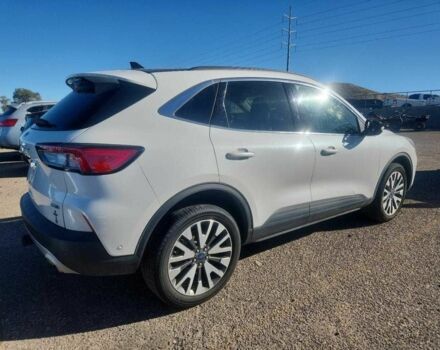 Белый Форд Эскейп, объемом двигателя 2 л и пробегом 67 тыс. км за 3500 $, фото 2 на Automoto.ua