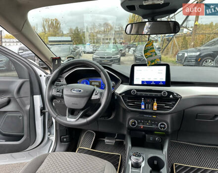 Белый Форд Эскейп, объемом двигателя 1.5 л и пробегом 59 тыс. км за 16500 $, фото 19 на Automoto.ua