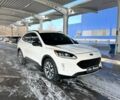 Белый Форд Эскейп, объемом двигателя 0 л и пробегом 100 тыс. км за 16999 $, фото 1 на Automoto.ua