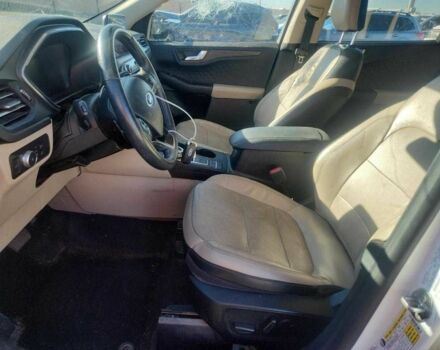 Белый Форд Эскейп, объемом двигателя 2 л и пробегом 67 тыс. км за 3500 $, фото 6 на Automoto.ua