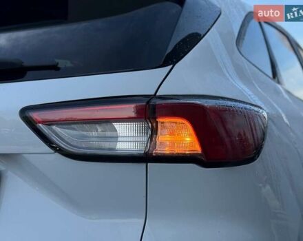 Білий Форд Ескейп, об'ємом двигуна 2.5 л та пробігом 60 тис. км за 19500 $, фото 12 на Automoto.ua