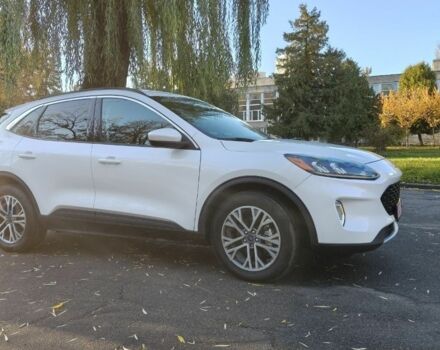 Білий Форд Ескейп, об'ємом двигуна 0 л та пробігом 100 тис. км за 17900 $, фото 4 на Automoto.ua