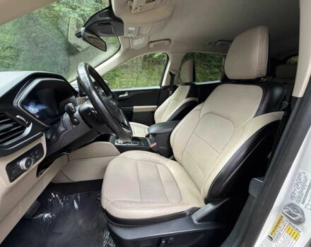 Білий Форд Ескейп, об'ємом двигуна 2 л та пробігом 48 тис. км за 11000 $, фото 8 на Automoto.ua