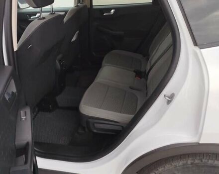 Білий Форд Ескейп, об'ємом двигуна 1.5 л та пробігом 79 тис. км за 15600 $, фото 15 на Automoto.ua