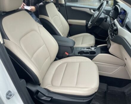 Белый Форд Эскейп, объемом двигателя 2.5 л и пробегом 72 тыс. км за 22400 $, фото 11 на Automoto.ua