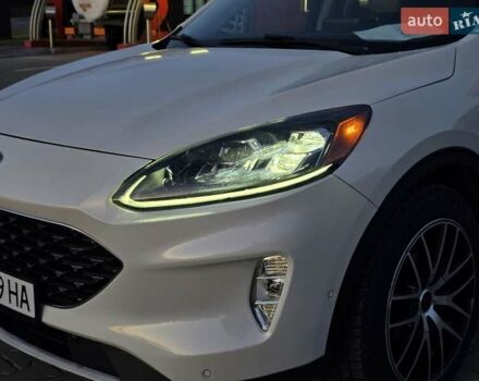 Форд Эскейп 2020 в Тернополе на Automoto.ua Белый Форд Эскейп, объемом двигателя 2 л и пробегом 89 тыс. км за 17499 $, фото 20 на Automoto.ua