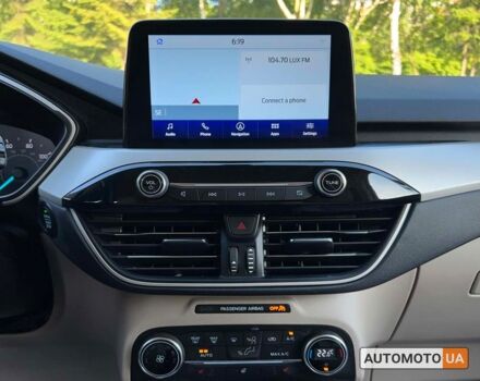 Білий Форд Ескейп, об'ємом двигуна 1.5 л та пробігом 70 тис. км за 18400 $, фото 14 на Automoto.ua