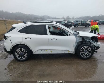 Белый Форд Эскейп, объемом двигателя 1.5 л и пробегом 138 тыс. км за 11750 $, фото 6 на Automoto.ua