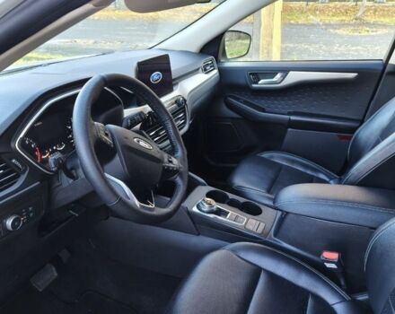 Білий Форд Ескейп, об'ємом двигуна 0 л та пробігом 100 тис. км за 17900 $, фото 7 на Automoto.ua