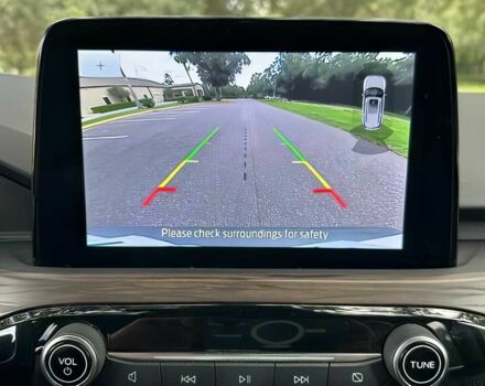 Белый Форд Эскейп, объемом двигателя 2 л и пробегом 30 тыс. км за 10000 $, фото 8 на Automoto.ua