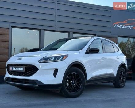 Білий Форд Ескейп, об'ємом двигуна 2.5 л та пробігом 60 тис. км за 19500 $, фото 1 на Automoto.ua