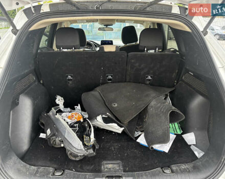 Белый Форд Эскейп, объемом двигателя 1.5 л и пробегом 222 тыс. км за 10300 $, фото 23 на Automoto.ua