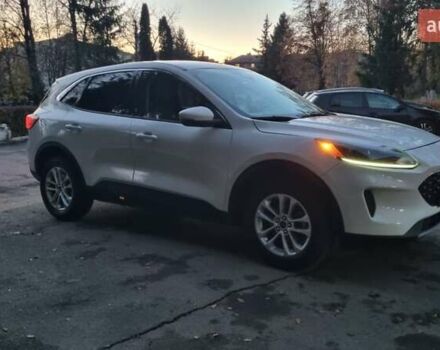 Белый Форд Эскейп, объемом двигателя 1.5 л и пробегом 93 тыс. км за 16500 $, фото 14 на Automoto.ua