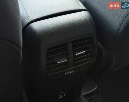 Білий Форд Ескейп, об'ємом двигуна 2.5 л та пробігом 60 тис. км за 19500 $, фото 46 на Automoto.ua