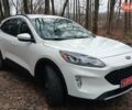 Білий Форд Ескейп, об'ємом двигуна 2 л та пробігом 58 тис. км за 19000 $, фото 1 на Automoto.ua
