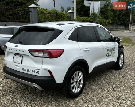 Белый Форд Эскейп, объемом двигателя 1.5 л и пробегом 222 тыс. км за 10300 $, фото 3 на Automoto.ua