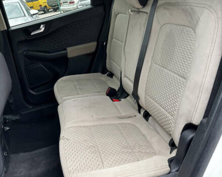 Белый Форд Эскейп, объемом двигателя 1.5 л и пробегом 222 тыс. км за 10300 $, фото 10 на Automoto.ua