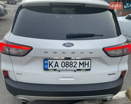 Белый Форд Эскейп, объемом двигателя 2.5 л и пробегом 70 тыс. км за 23900 $, фото 3 на Automoto.ua