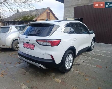 Білий Форд Ескейп, об'ємом двигуна 1.5 л та пробігом 110 тис. км за 15500 $, фото 2 на Automoto.ua