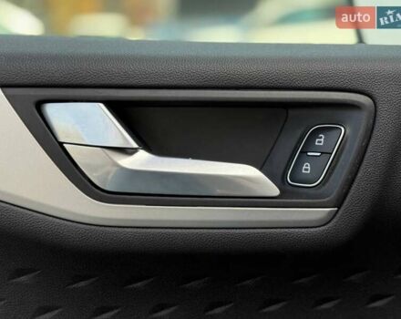 Білий Форд Ескейп, об'ємом двигуна 2.5 л та пробігом 60 тис. км за 19500 $, фото 24 на Automoto.ua