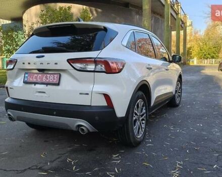 Білий Форд Ескейп, об'ємом двигуна 1.5 л та пробігом 101 тис. км за 17900 $, фото 6 на Automoto.ua