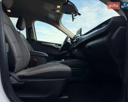 Білий Форд Ескейп, об'ємом двигуна 2.5 л та пробігом 60 тис. км за 19500 $, фото 60 на Automoto.ua