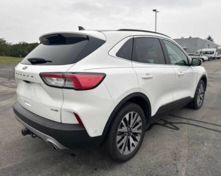 Белый Форд Эскейп, объемом двигателя 2 л и пробегом 40 тыс. км за 3250 $, фото 5 на Automoto.ua