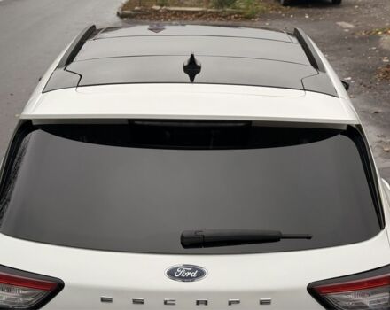 Белый Форд Эскейп, объемом двигателя 2.5 л и пробегом 72 тыс. км за 22400 $, фото 8 на Automoto.ua