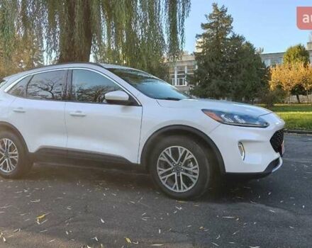 Білий Форд Ескейп, об'ємом двигуна 1.5 л та пробігом 101 тис. км за 17900 $, фото 25 на Automoto.ua