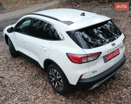 Білий Форд Ескейп, об'ємом двигуна 2 л та пробігом 58 тис. км за 19000 $, фото 6 на Automoto.ua